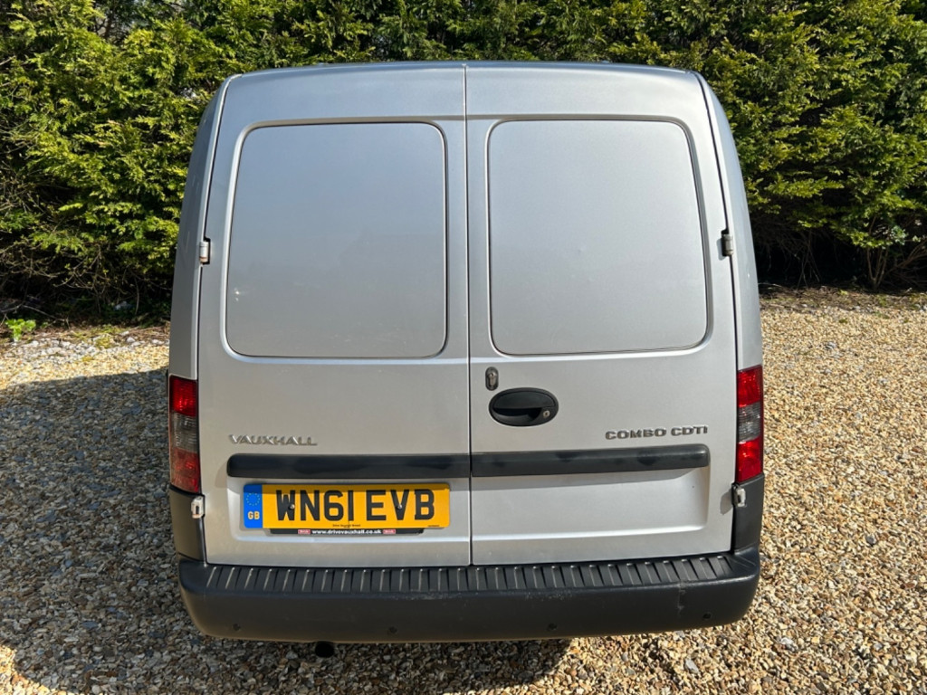 VAUXHALL COMBO