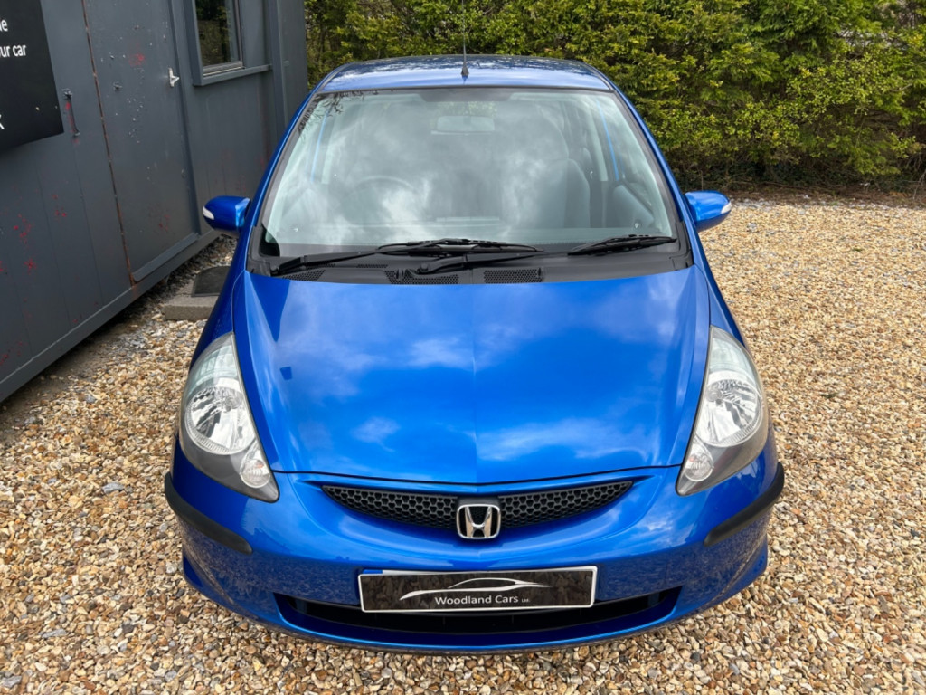 View HONDA JAZZ 1.4 i-DSI SE CVT AUTO WITH JUST 29200 MILES