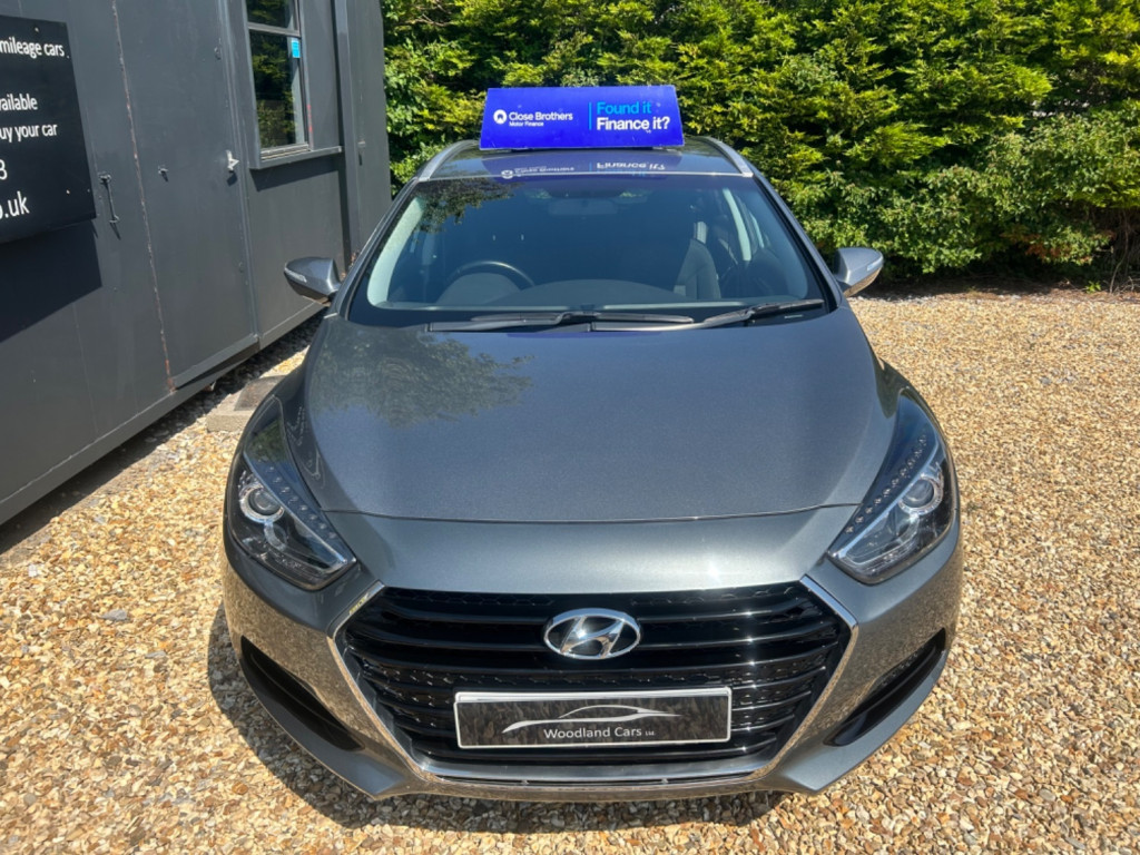 View HYUNDAI I40 1.7 CRDi Estate Blue Drive S