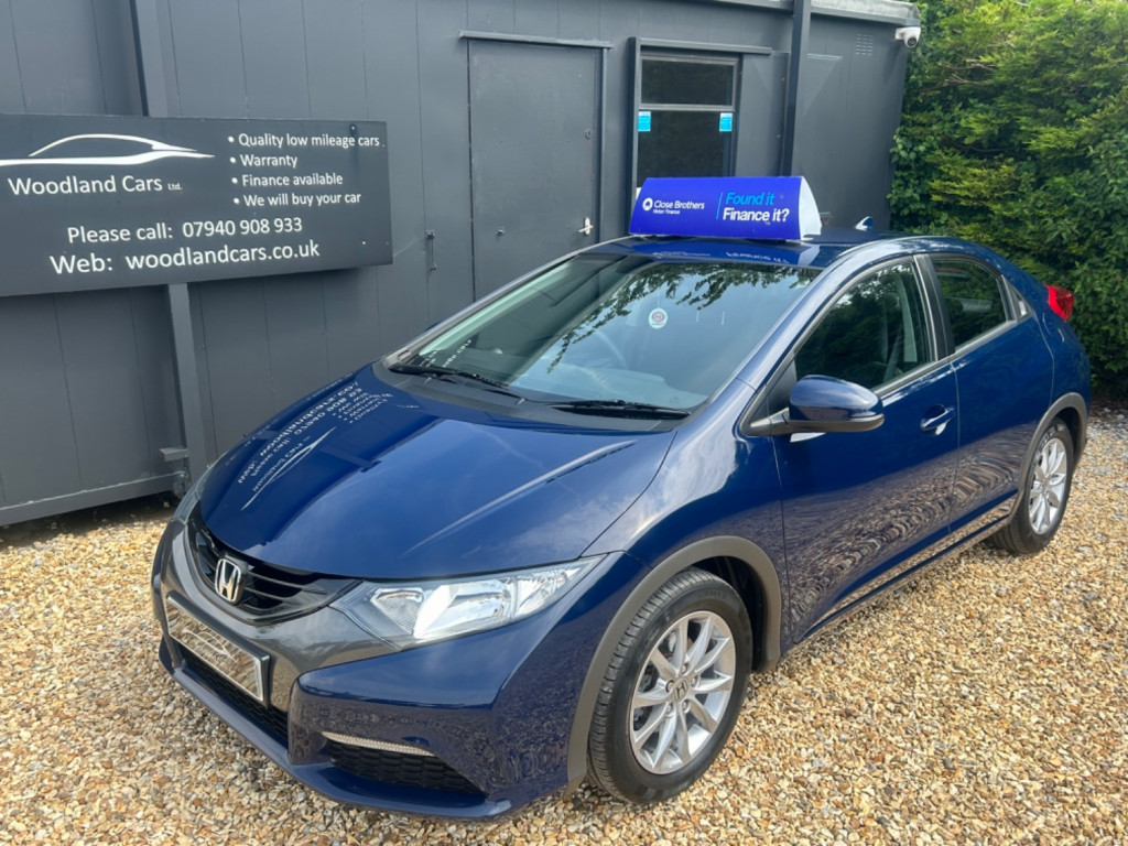 View HONDA CIVIC 1.4 i-VTEC SE WITH JUST 13450 MILES