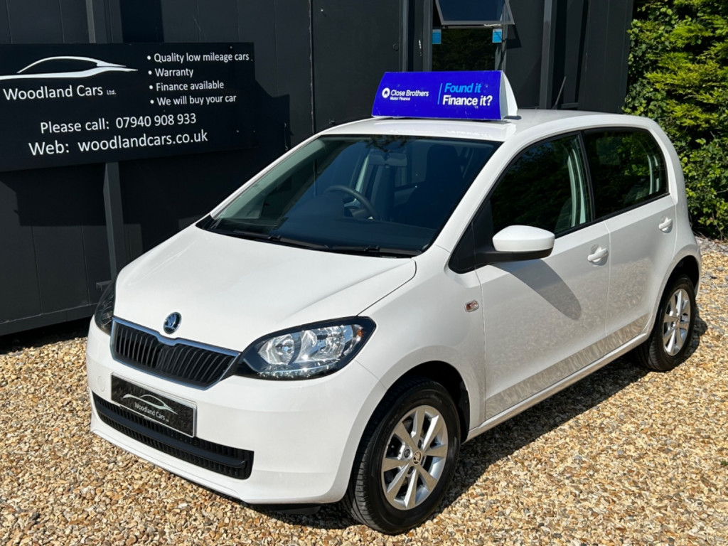 View SKODA CITIGO 1.0 MPI SE AUTOMATIC WITH JUST 5327 MILES