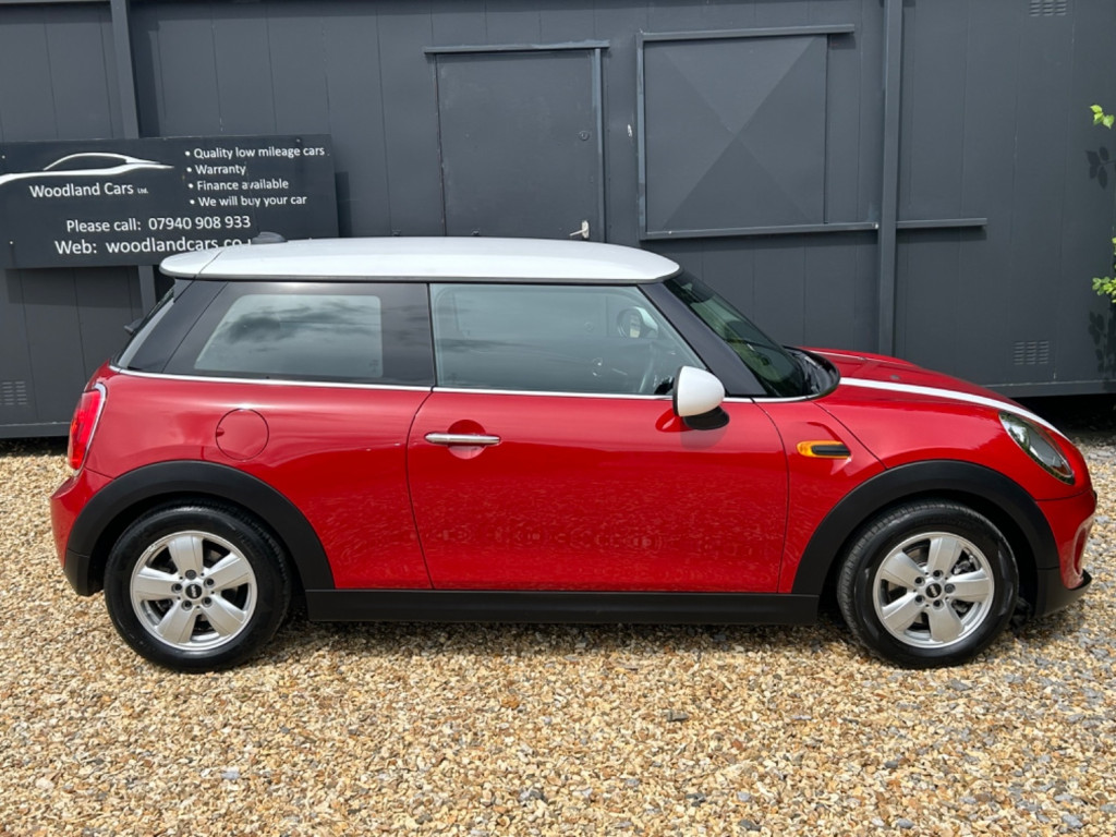 View MINI HATCH 1.2 One 3-Door Hatch