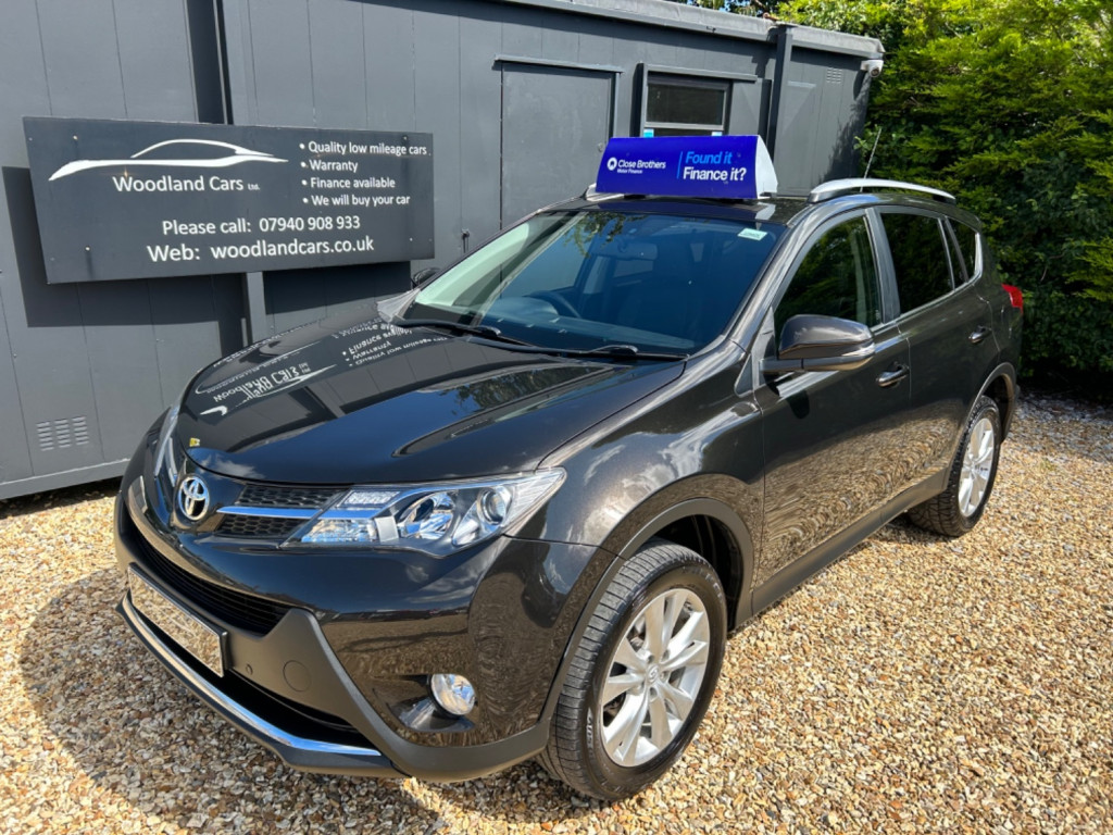 View TOYOTA RAV4 2.2 D-4D INVISIBLE