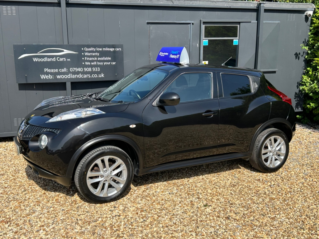 View NISSAN JUKE 1.6 Acenta