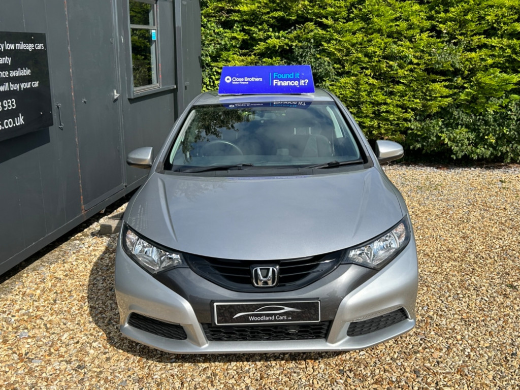 View HONDA CIVIC 1.8 i-VTEC SE