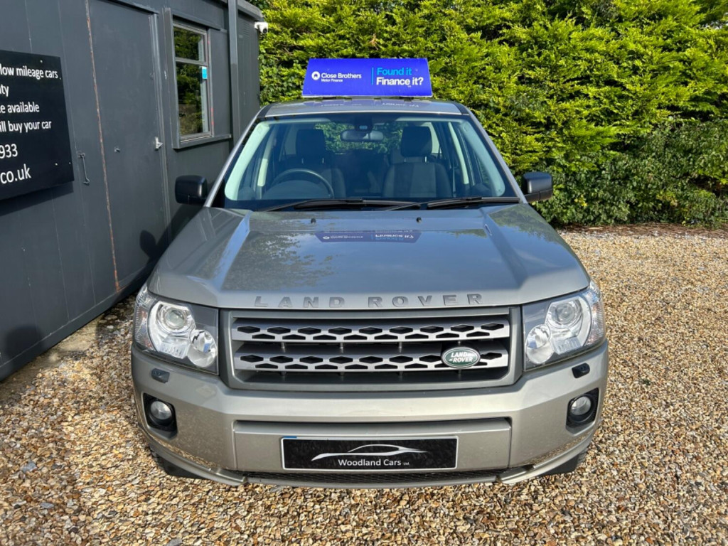 View LAND ROVER FREELANDER 2 2.2 TD4 GS