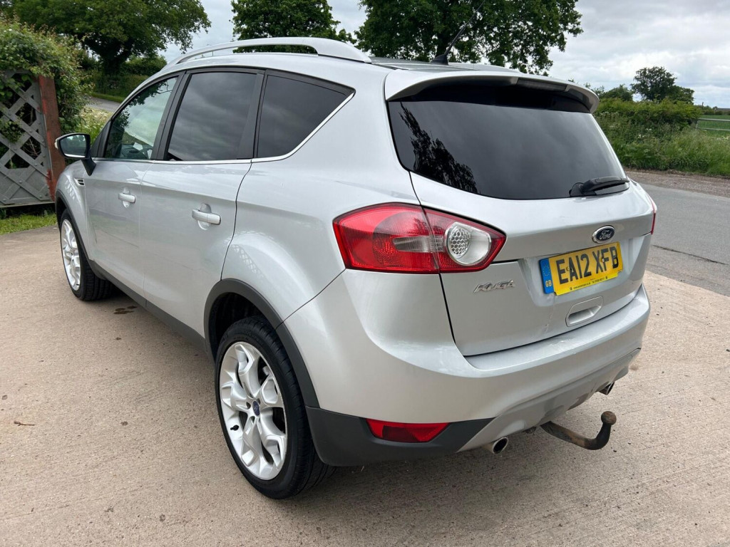 FORD KUGA