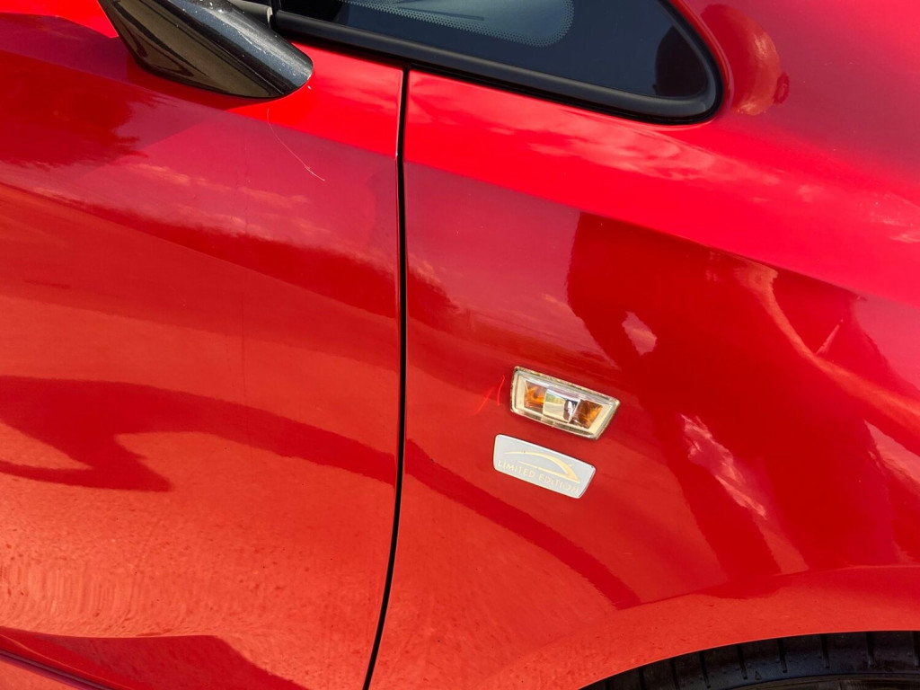 View VAUXHALL CORSA 1.4i ecoTEC Limited Edition Euro 6 5dr