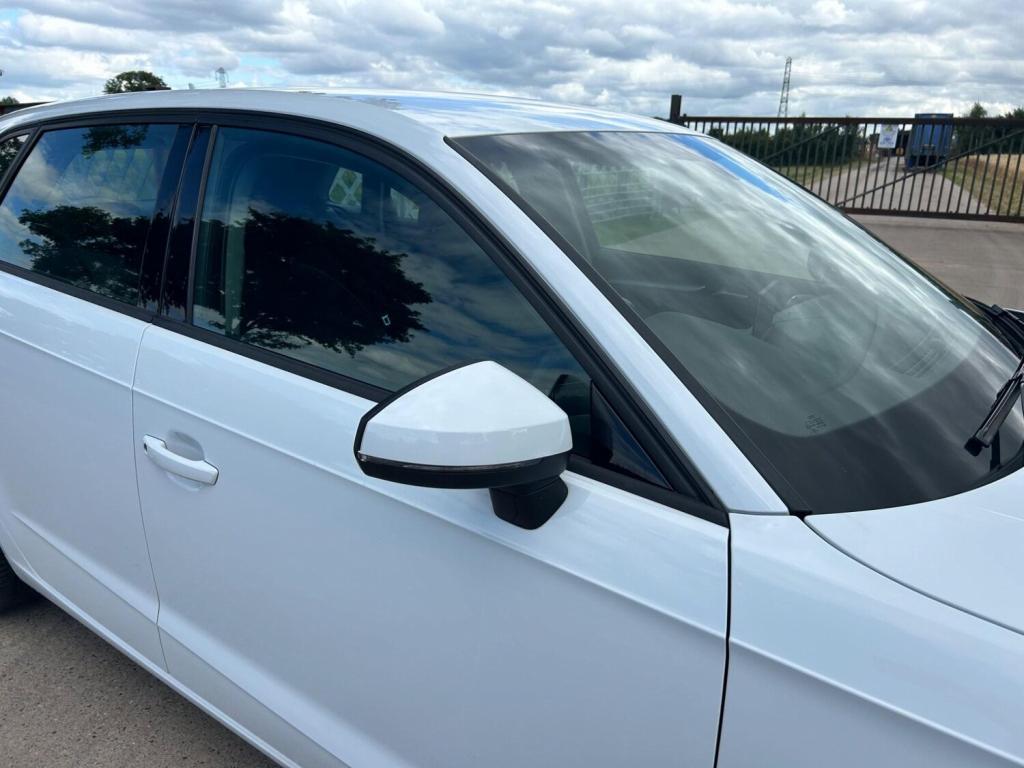 View AUDI A3 1.6 TDI SE Sportback S Tronic Euro 6 (s/s) 5dr