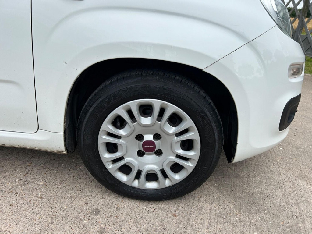 View FIAT PANDA 1.2 Easy Euro 6 5dr