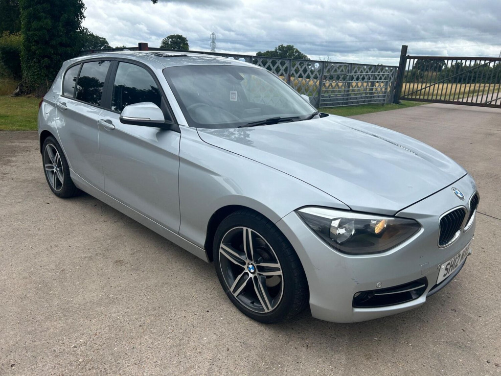 View BMW 1 SERIES 1.6 116i Sport Auto Euro 5 (s/s) 5dr