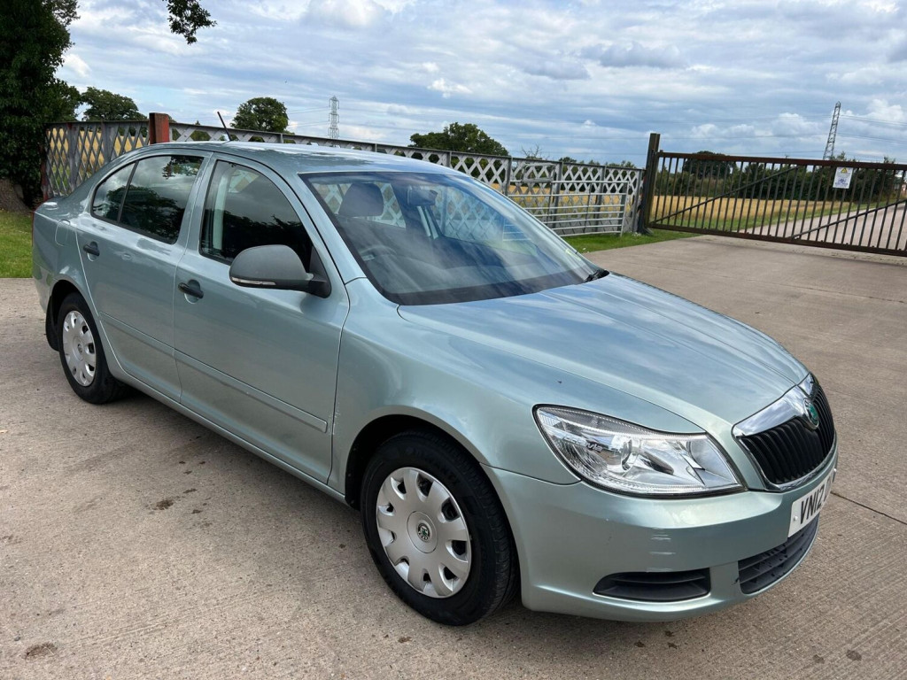 View SKODA OCTAVIA 1.4 TSI S Euro 5 5dr