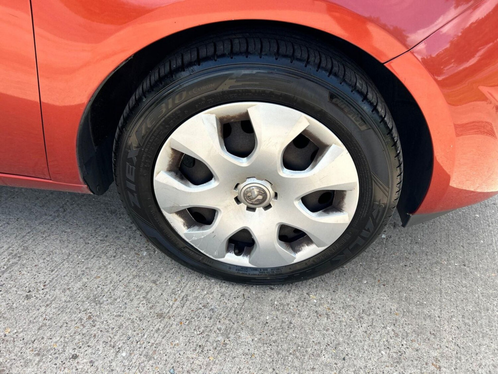 View VAUXHALL MERIVA 1.4T 16V Exclusiv Euro 5 5dr