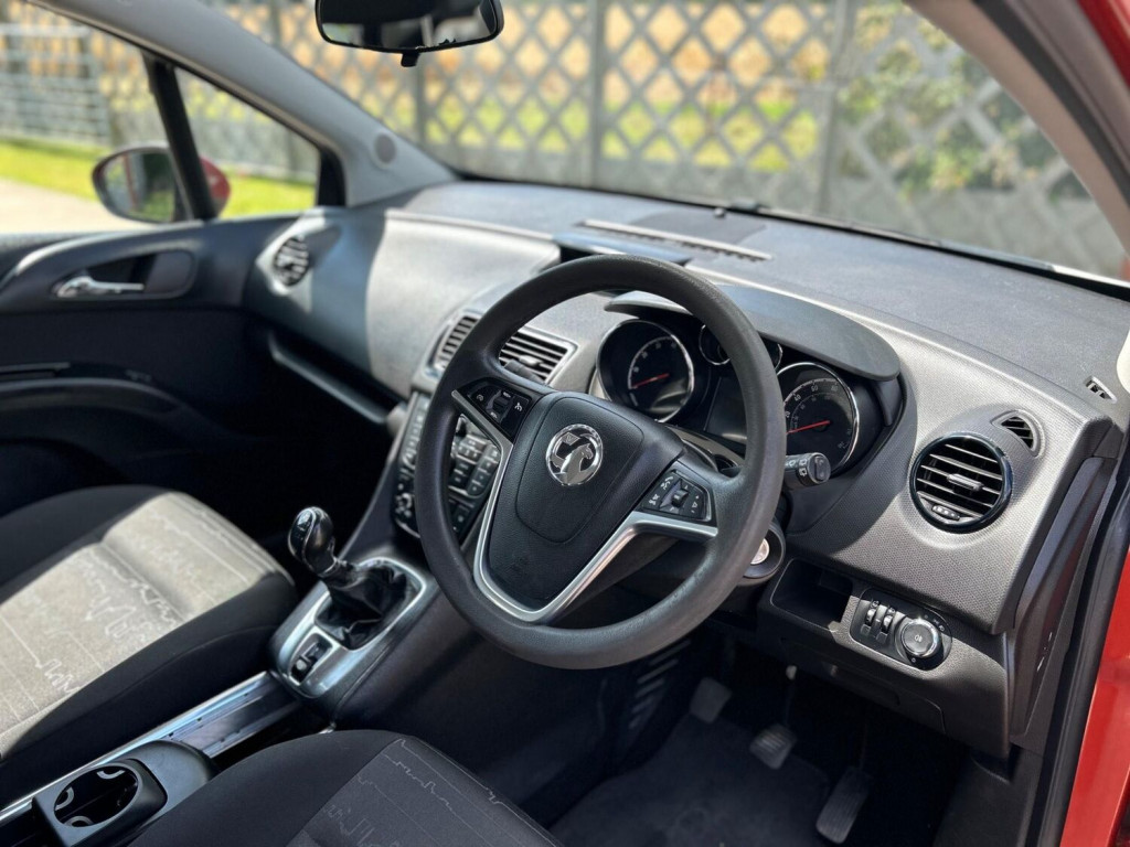 View VAUXHALL MERIVA 1.4T 16V Exclusiv Euro 5 5dr