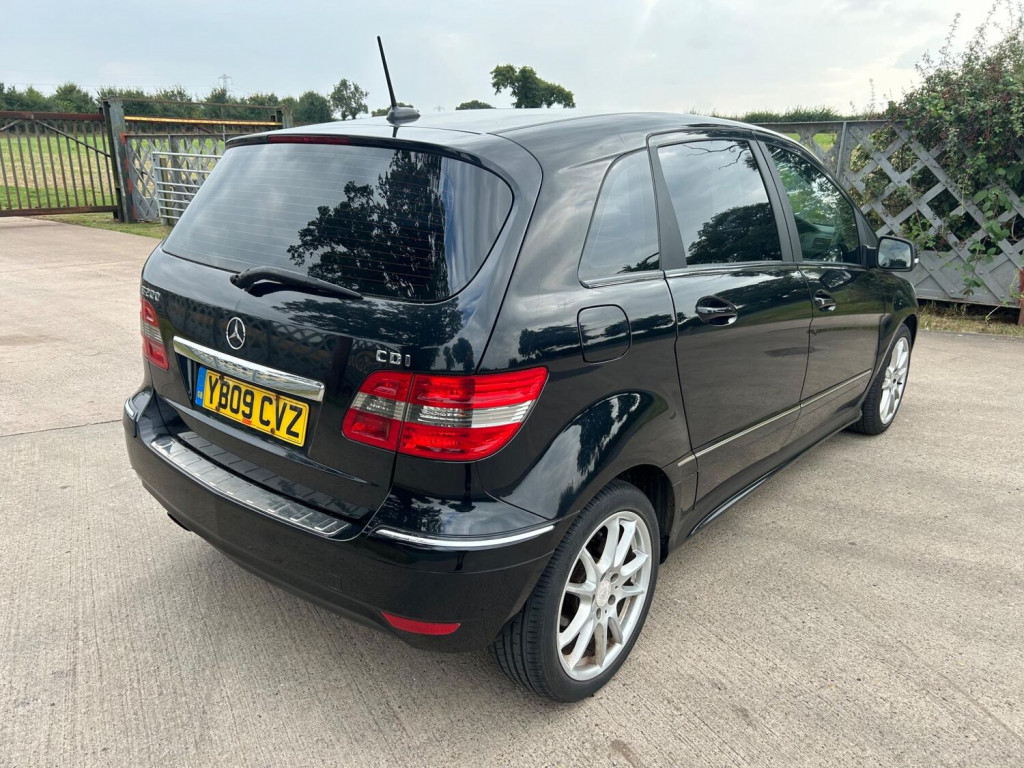 MERCEDES-BENZ B CLASS