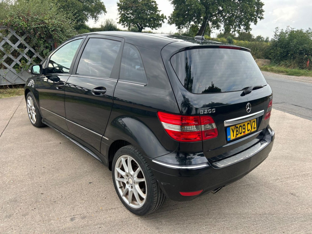 MERCEDES-BENZ B CLASS