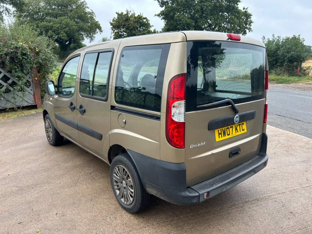FIAT DOBLO