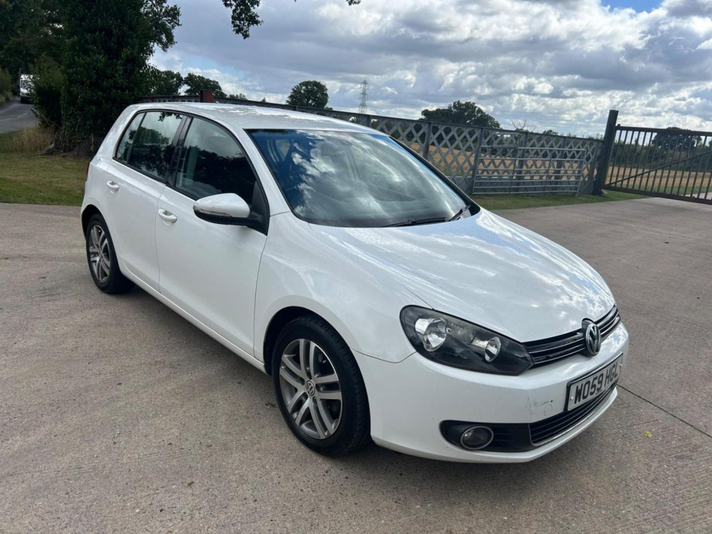 View VOLKSWAGEN GOLF SE