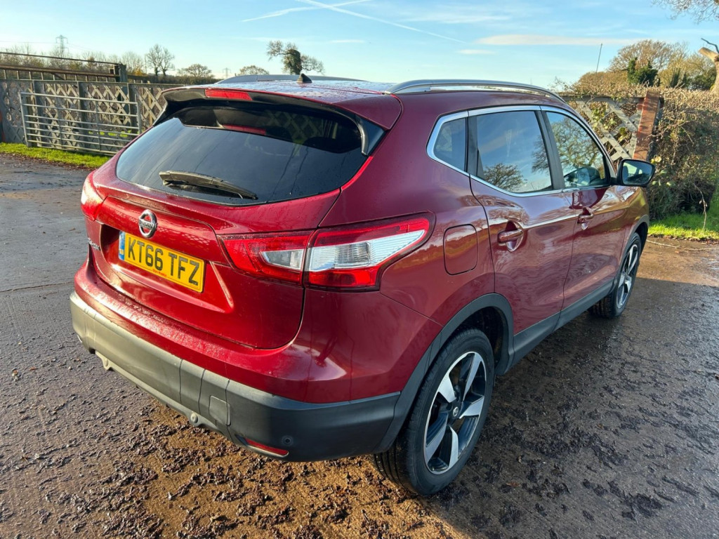 NISSAN QASHQAI