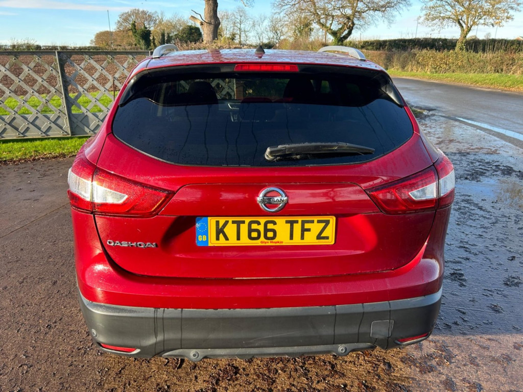 NISSAN QASHQAI