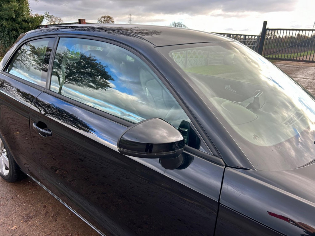 View AUDI A1 1.6 TDI Sport Euro 6 (s/s) 3dr