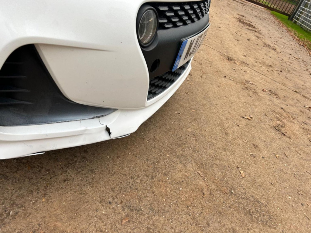 View HYUNDAI I10 1.0 SE Euro 6 5dr