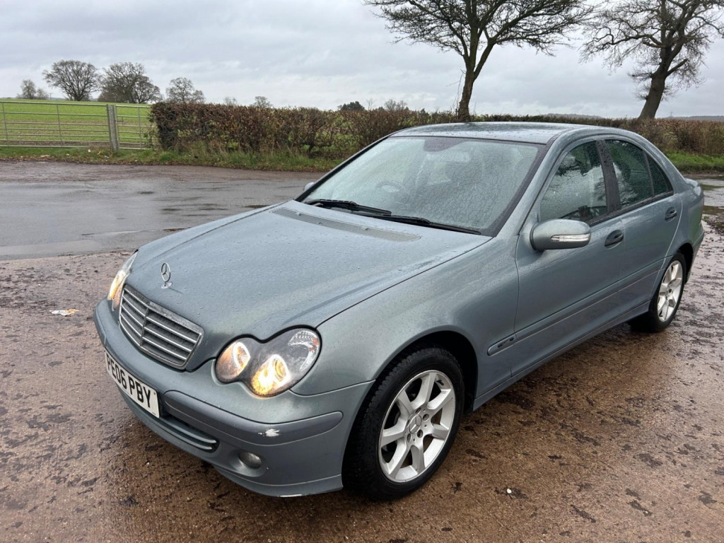 MERCEDES-BENZ C CLASS