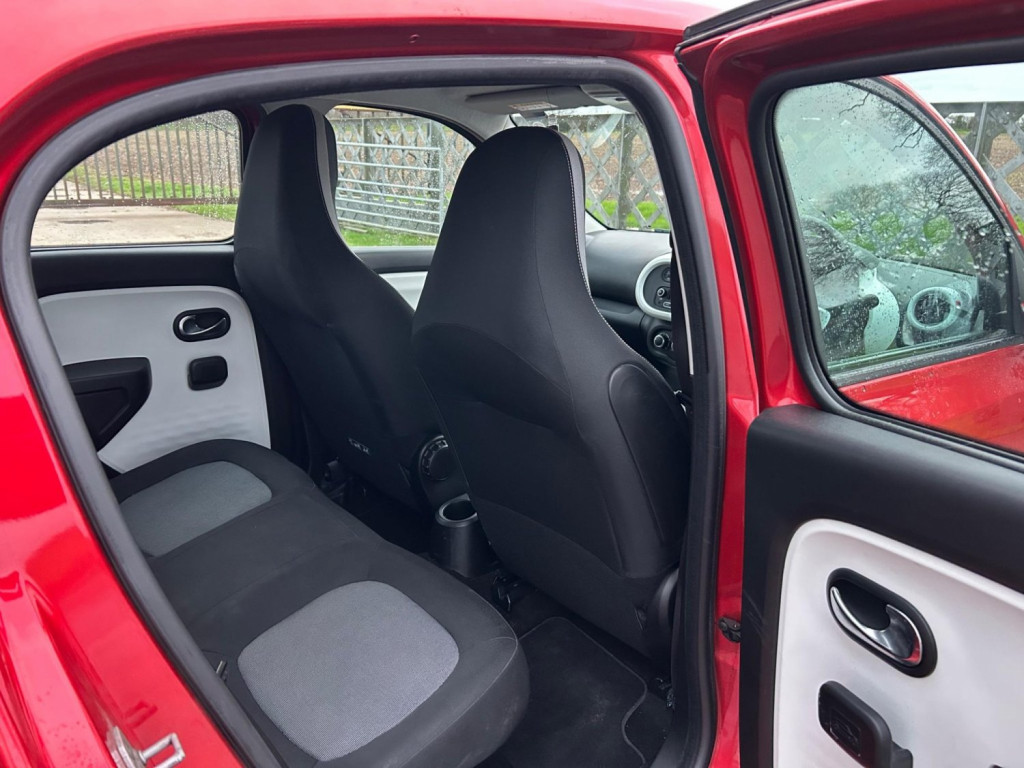 RENAULT TWINGO