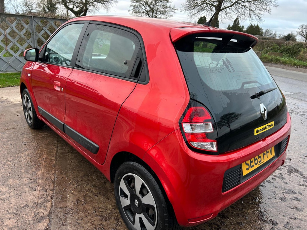 RENAULT TWINGO
