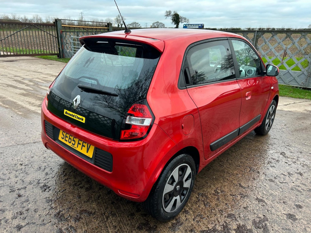 RENAULT TWINGO