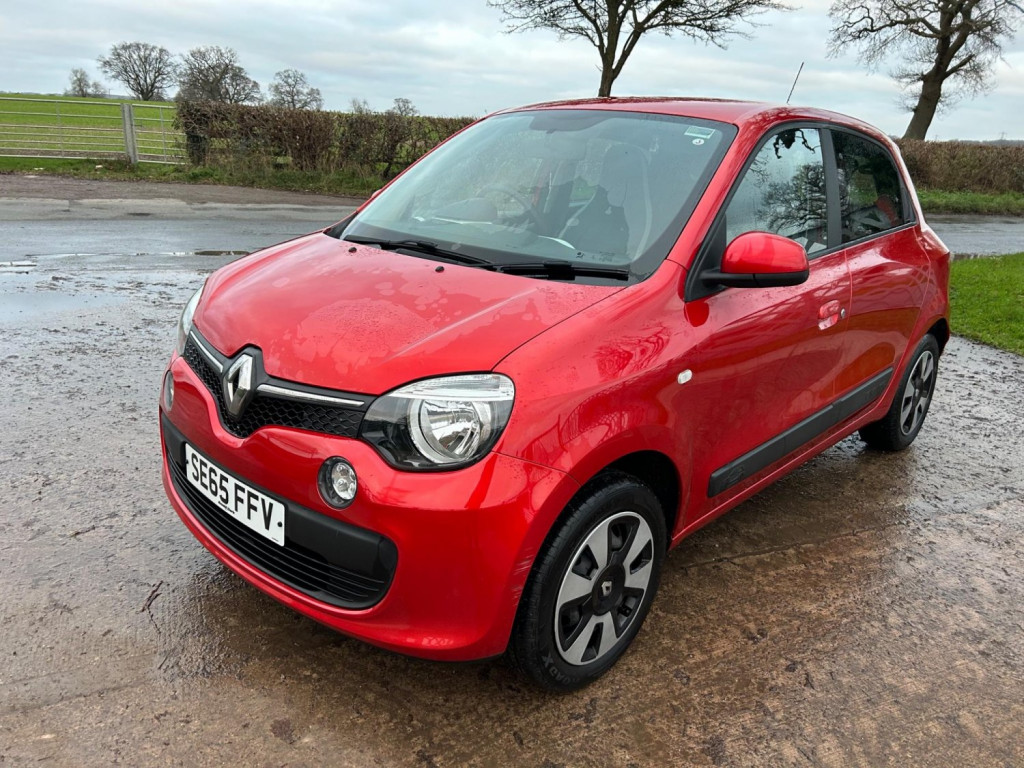 RENAULT TWINGO