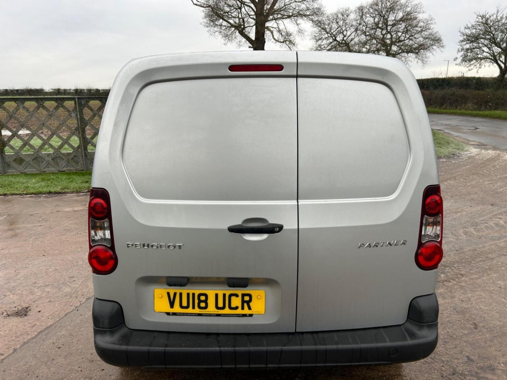 PEUGEOT PARTNER