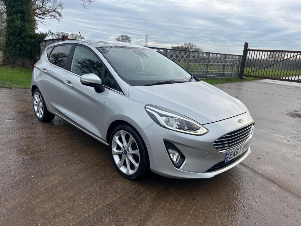 View FORD FIESTA 1.0T EcoBoost Titanium Euro 6 (s/s) 5dr