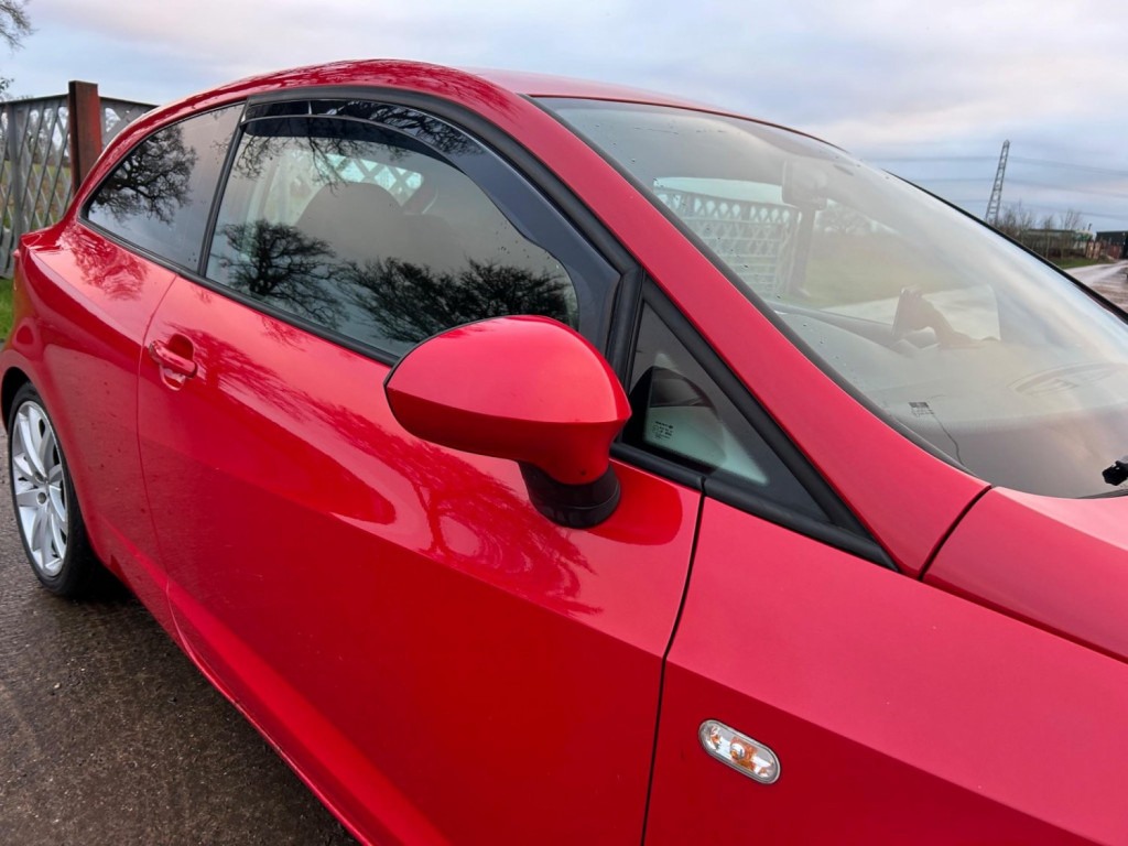 View SEAT IBIZA 1.2 TSI FR Sport Coupe Euro 5 3dr