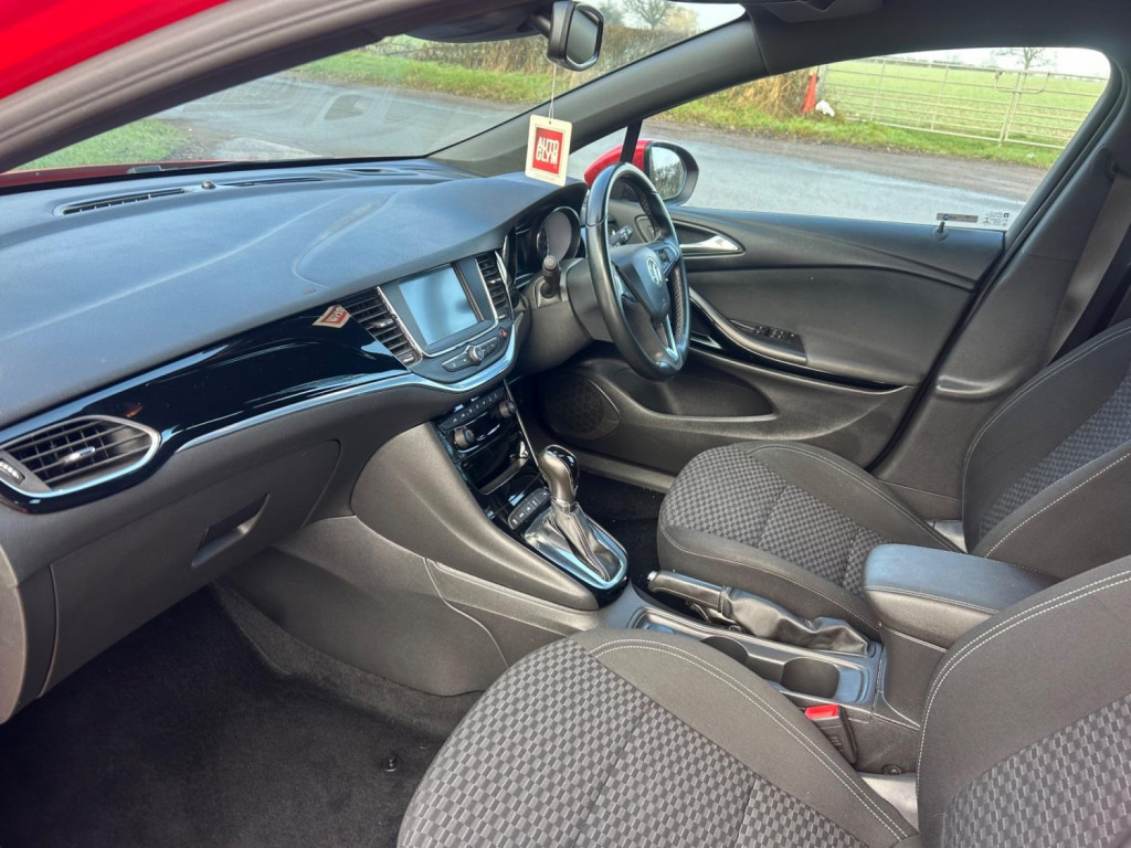 VAUXHALL ASTRA