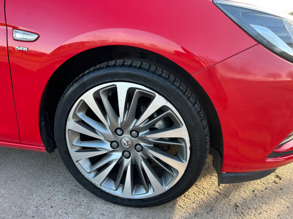 View VAUXHALL ASTRA 1.6 CDTi ecoTEC BlueInjection SRi Euro 6 5dr