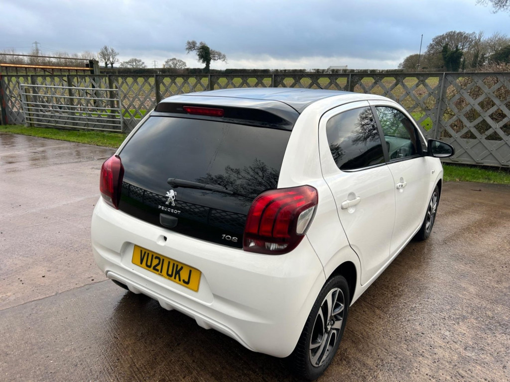 PEUGEOT 108