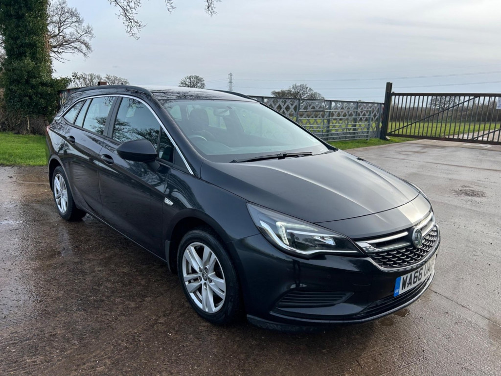 View VAUXHALL ASTRA 1.6 CDTi ecoFLEX Tech Line Sports Tourer Euro 6 (s/s) 5dr