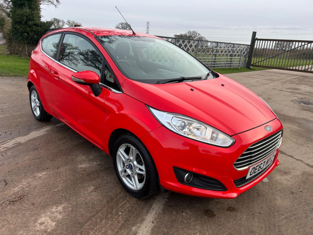 View FORD FIESTA 1.0T EcoBoost Zetec Euro 5 (s/s) 3dr