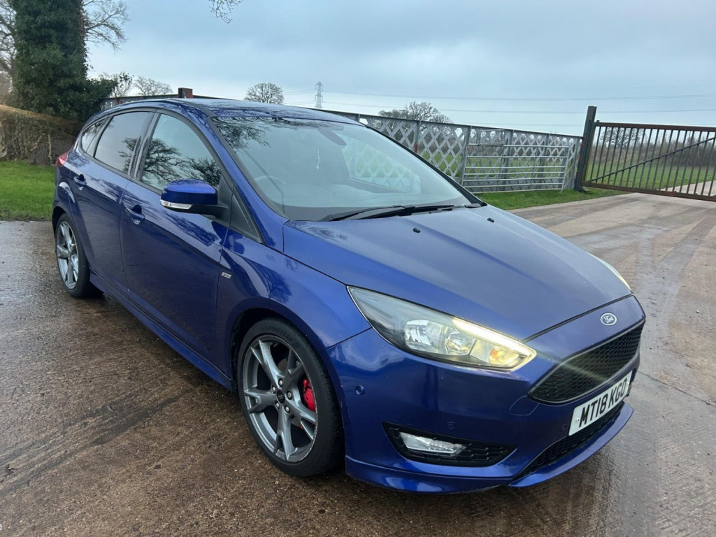 View FORD FOCUS 1.0T EcoBoost ST-Line X Euro 6 (s/s) 5dr