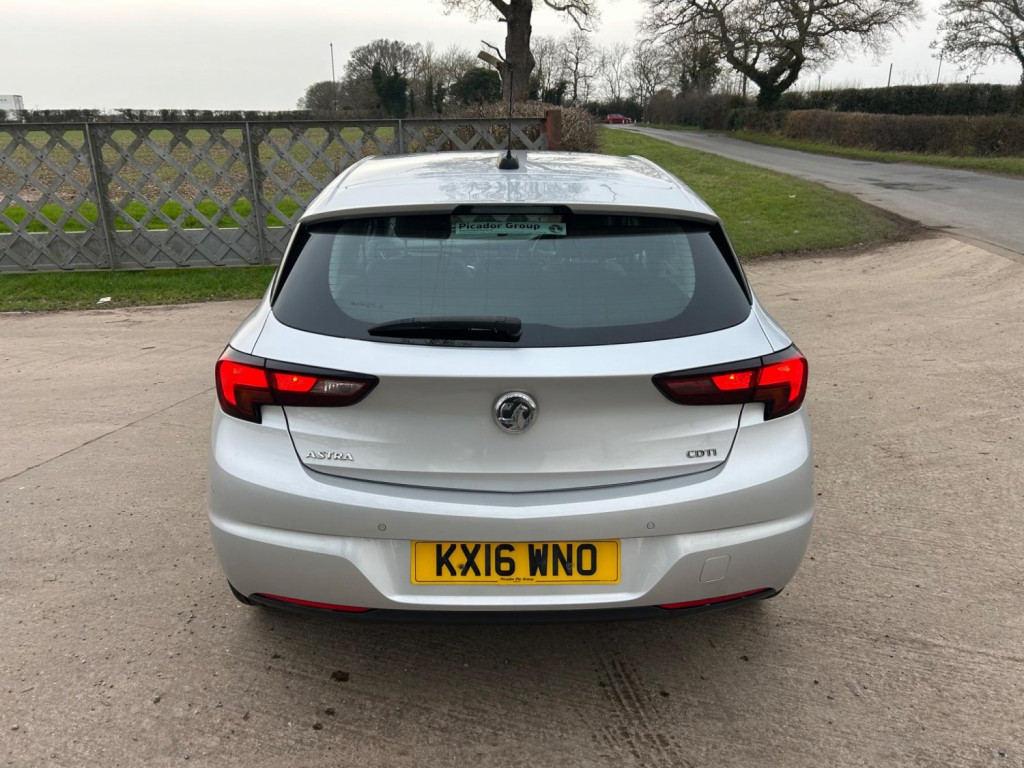 VAUXHALL ASTRA