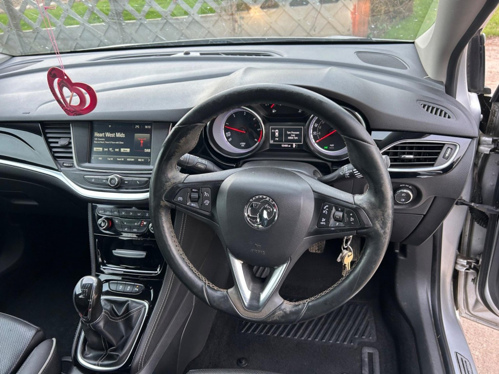 VAUXHALL ASTRA