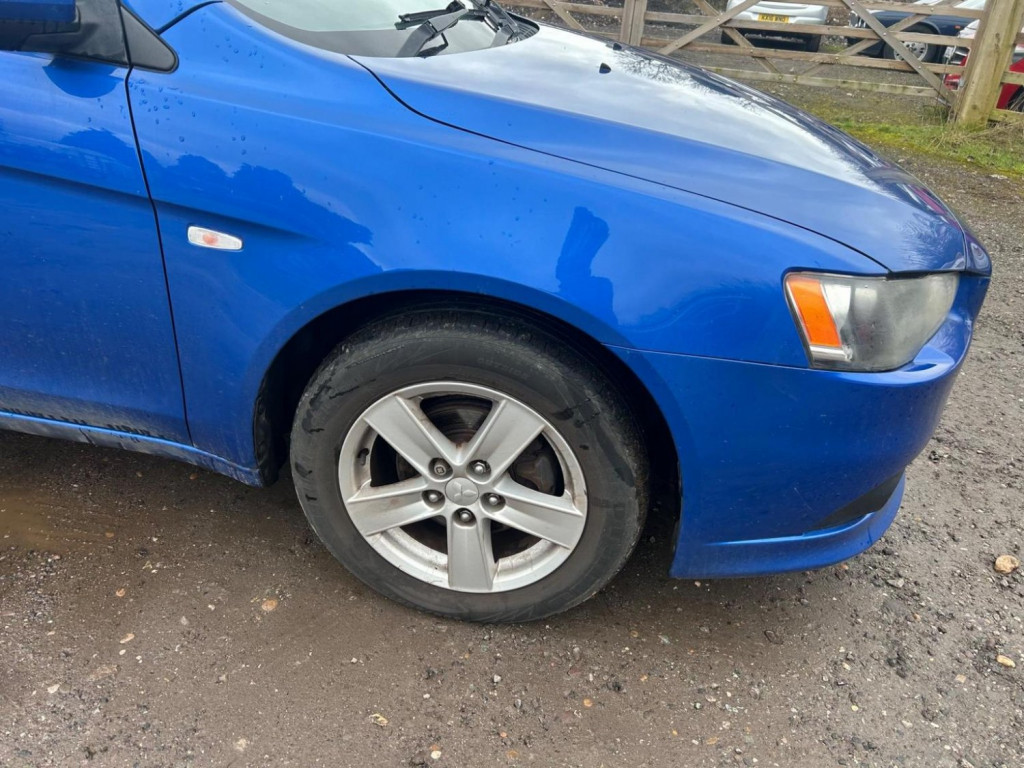 View MITSUBISHI LANCER 2.0 DI-D Juro Sportback Euro 4 5dr