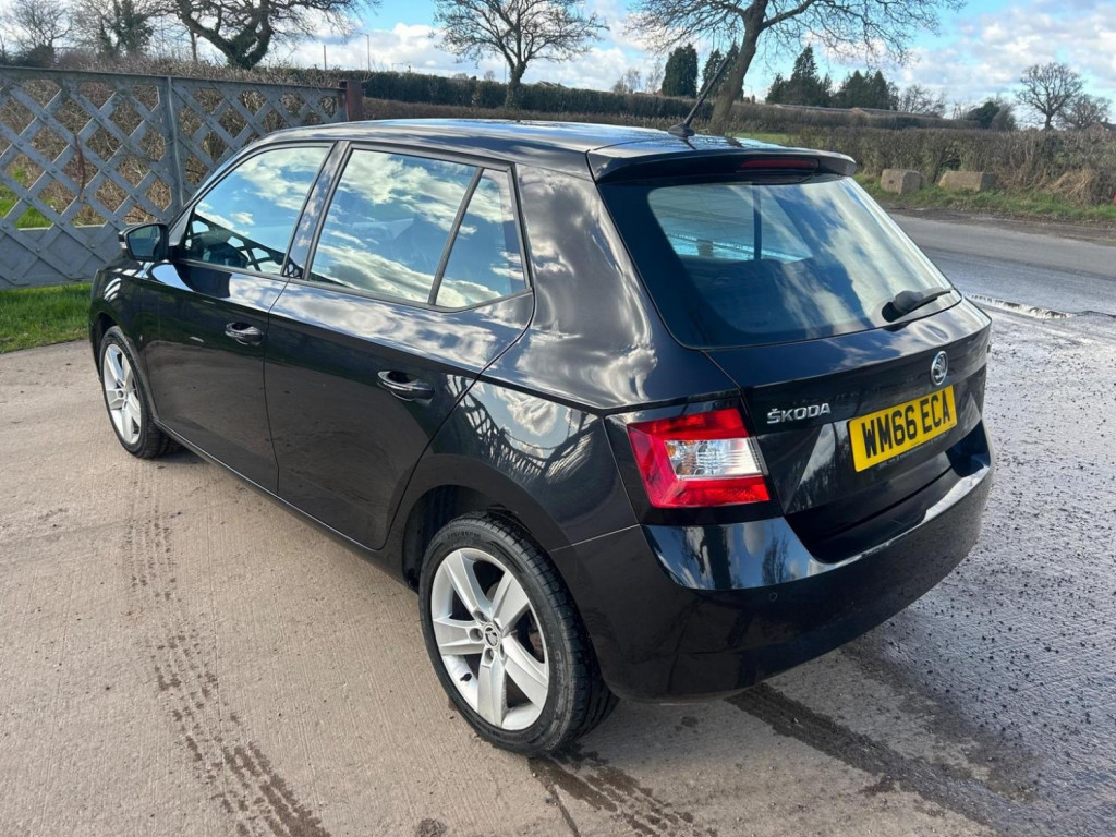 SKODA FABIA