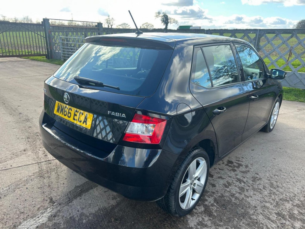 SKODA FABIA