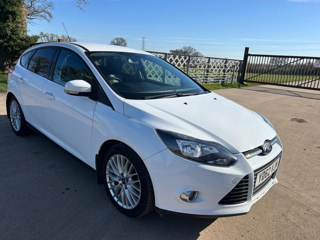 View FORD FOCUS 1.0T EcoBoost Zetec Euro 5 (s/s) 5dr