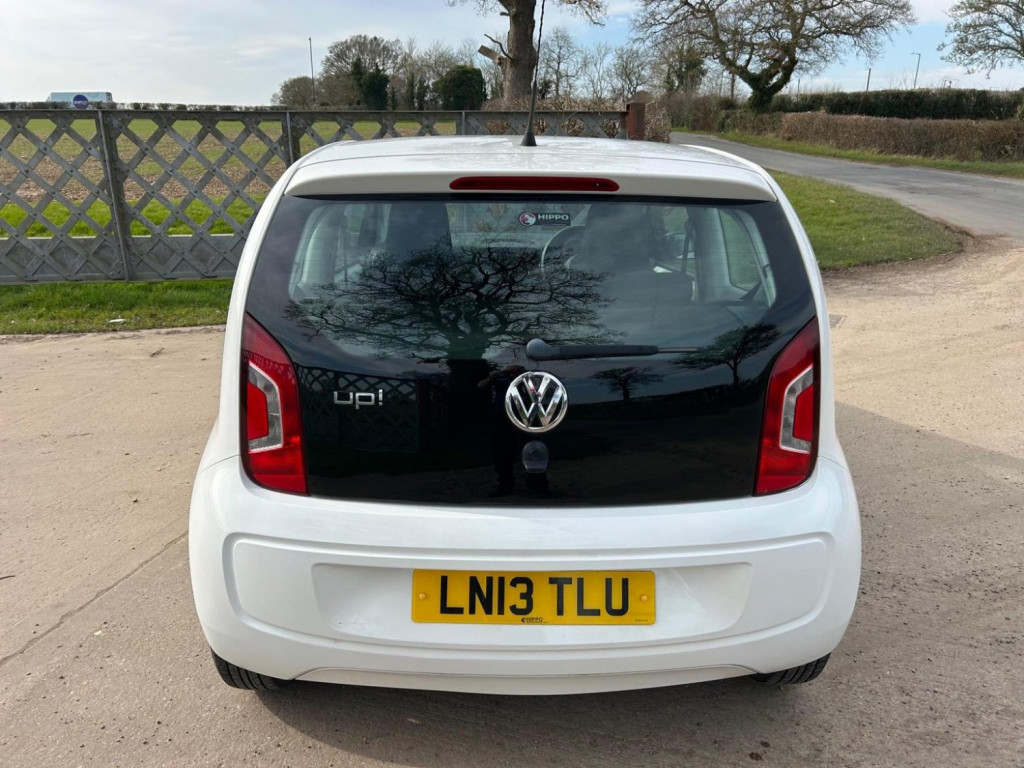 VOLKSWAGEN UP