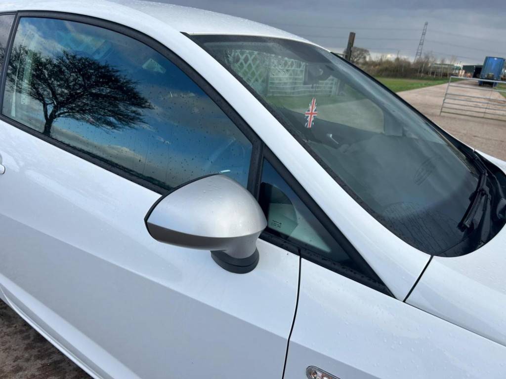 View SEAT IBIZA 1.4 TSI FR Sport Coupe DSG Euro 5 3dr