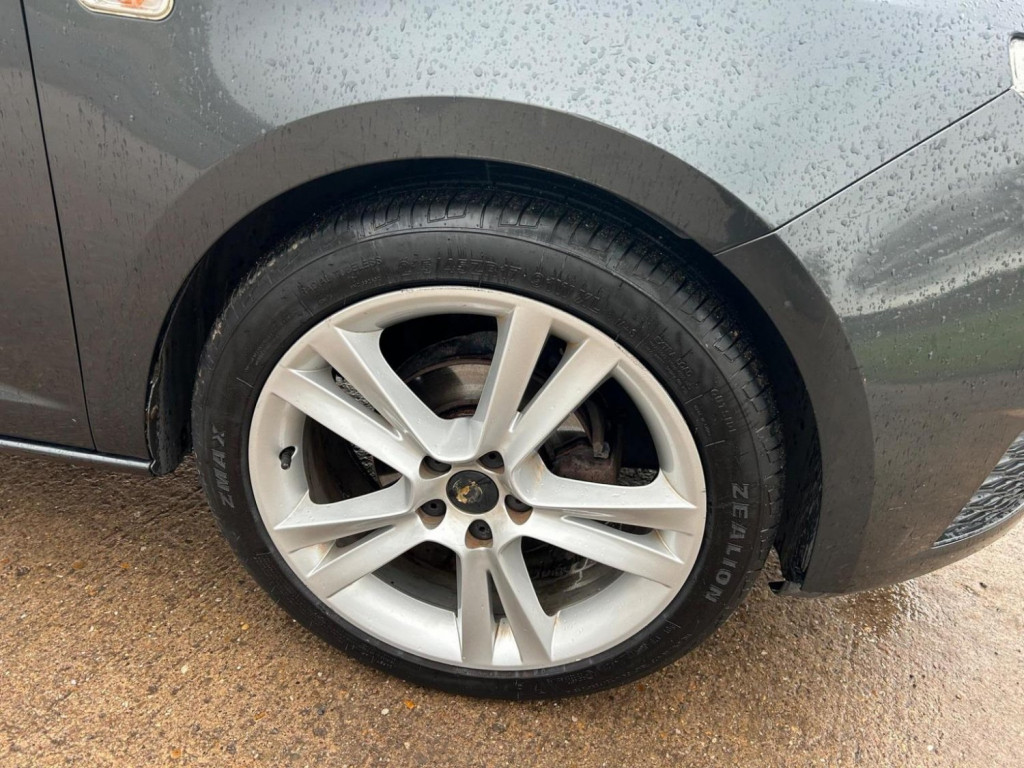 View SEAT IBIZA 1.4 16V Sportrider Sport Coupe Euro 5 3dr