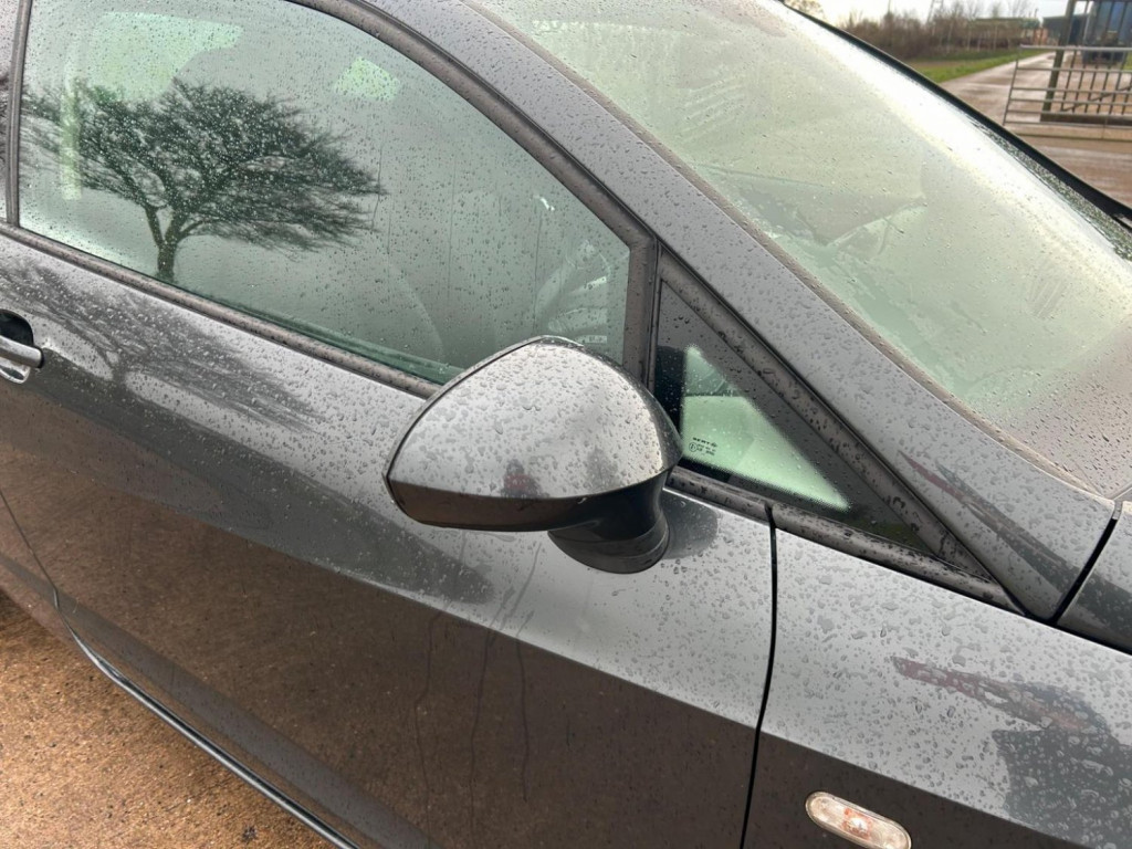 View SEAT IBIZA 1.4 16V Sportrider Sport Coupe Euro 5 3dr